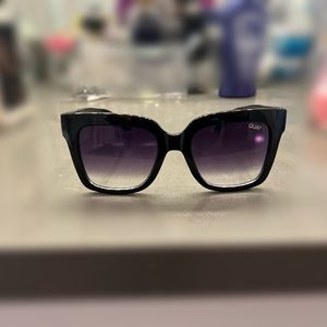 QUAY AUSTRALIA SUNGLASSES